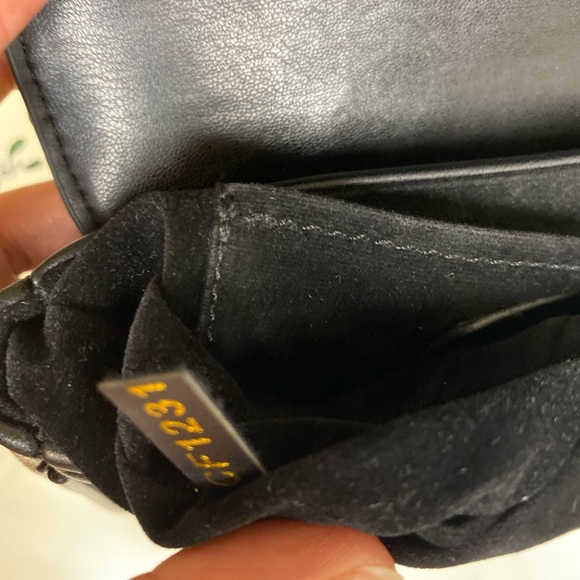 Louis Vuitton black Multi Pochette - Picture 7 of 7